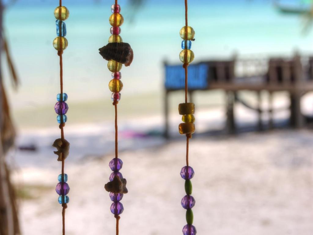 Green Blue Beach Hostel Koh Rong Sanloem Exterior foto